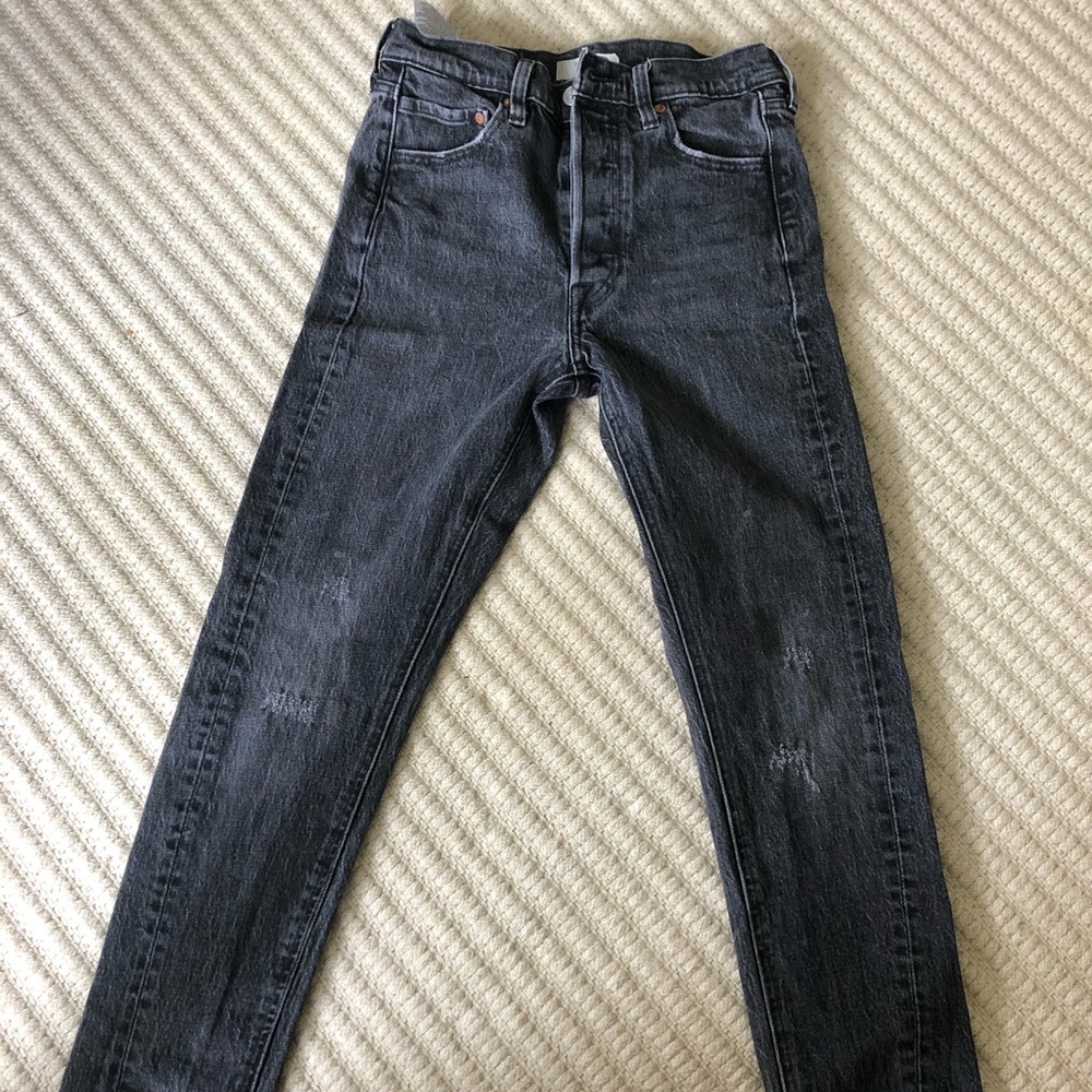 Black/Grey Levi Jeans